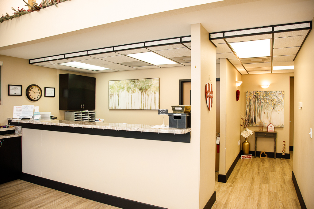2024_Ocala_FrontDesk_pet_ct-197[43]